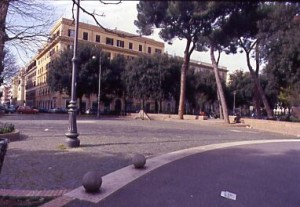 Immagine di uno spazio urbano a Roma